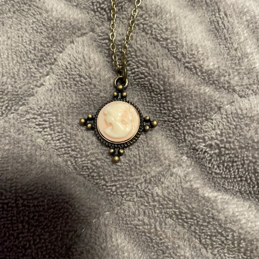 Gold antique necklace